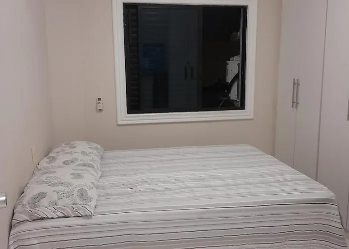 Flat Com Vista Parcial Ao Mar Apartamento Guarujá